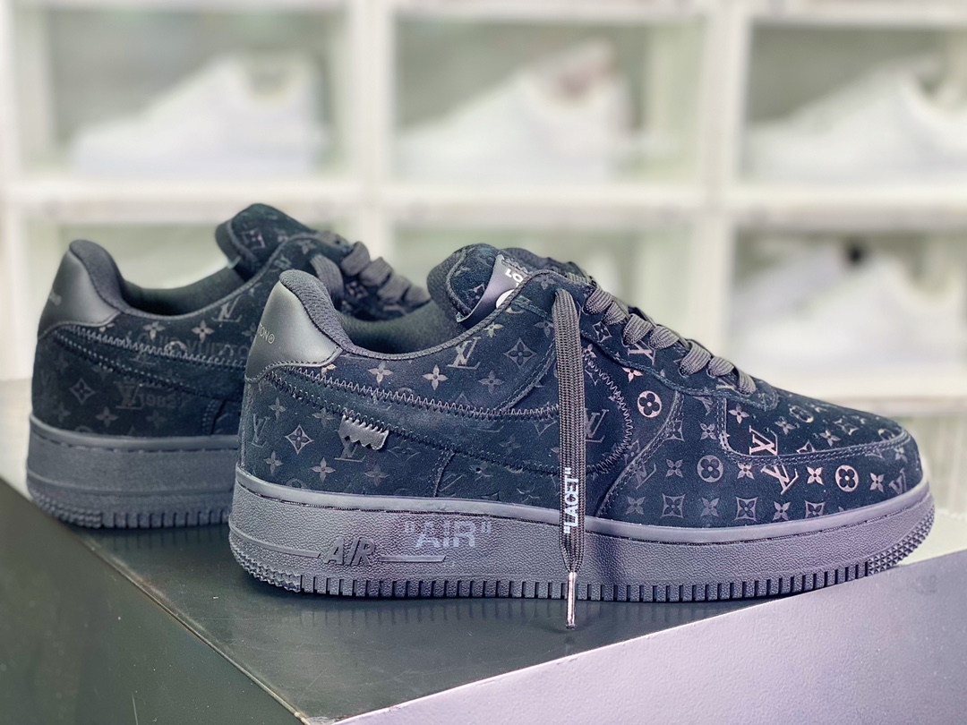 550 【Louis Vuitton】 x 【Nike】 Air Force 1'07 LV8 Low”Black/LV Monogram”空军一号“翻毛全黑LV压纹老花”AEU3BM16M693-1A9VD7