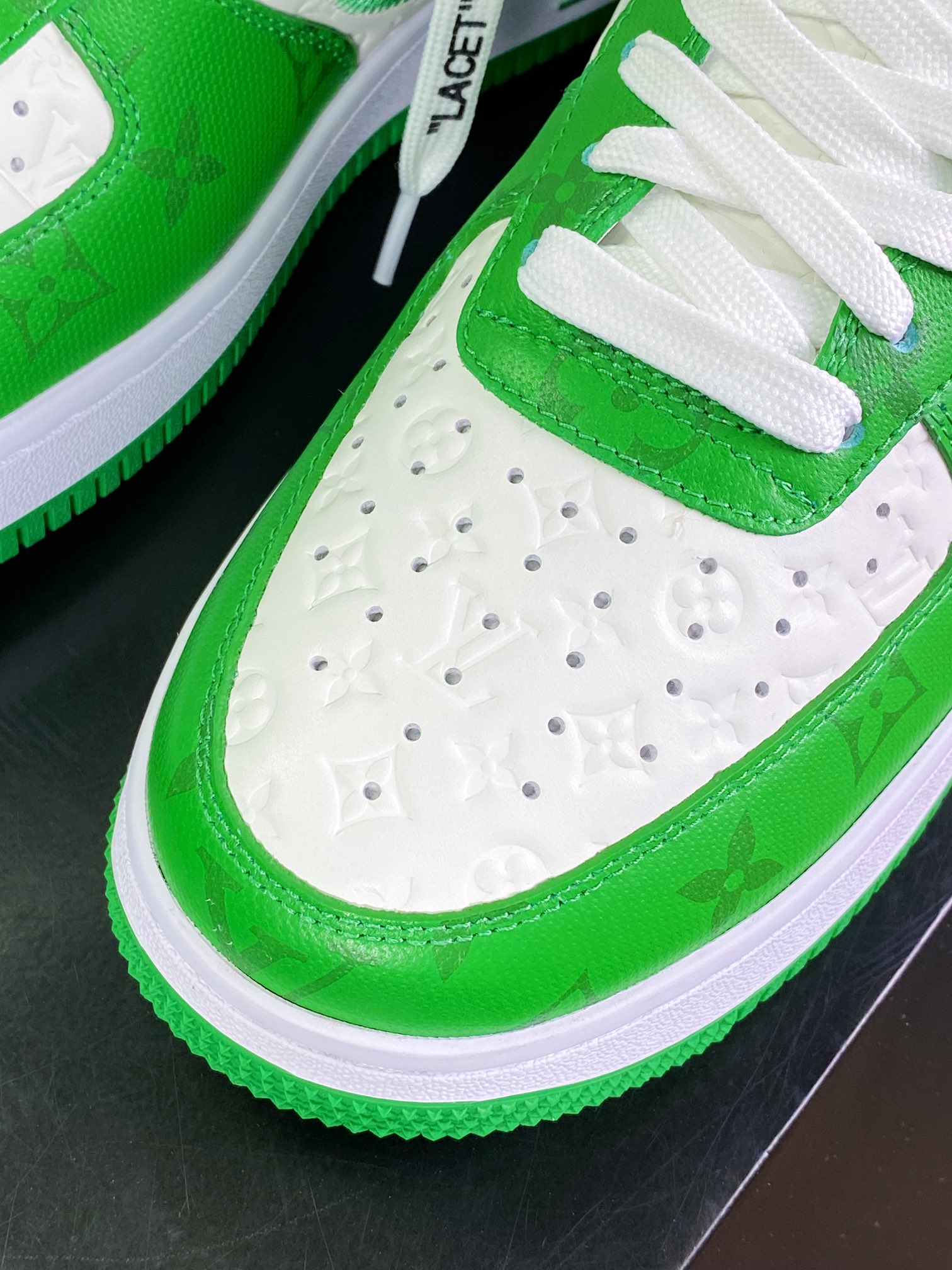 550 Louis Vuitton x 【Nike】 Air Force 1'07 LV8 Low”Green/White/LV Monogram” AEU3BM16M693-1A9V9V