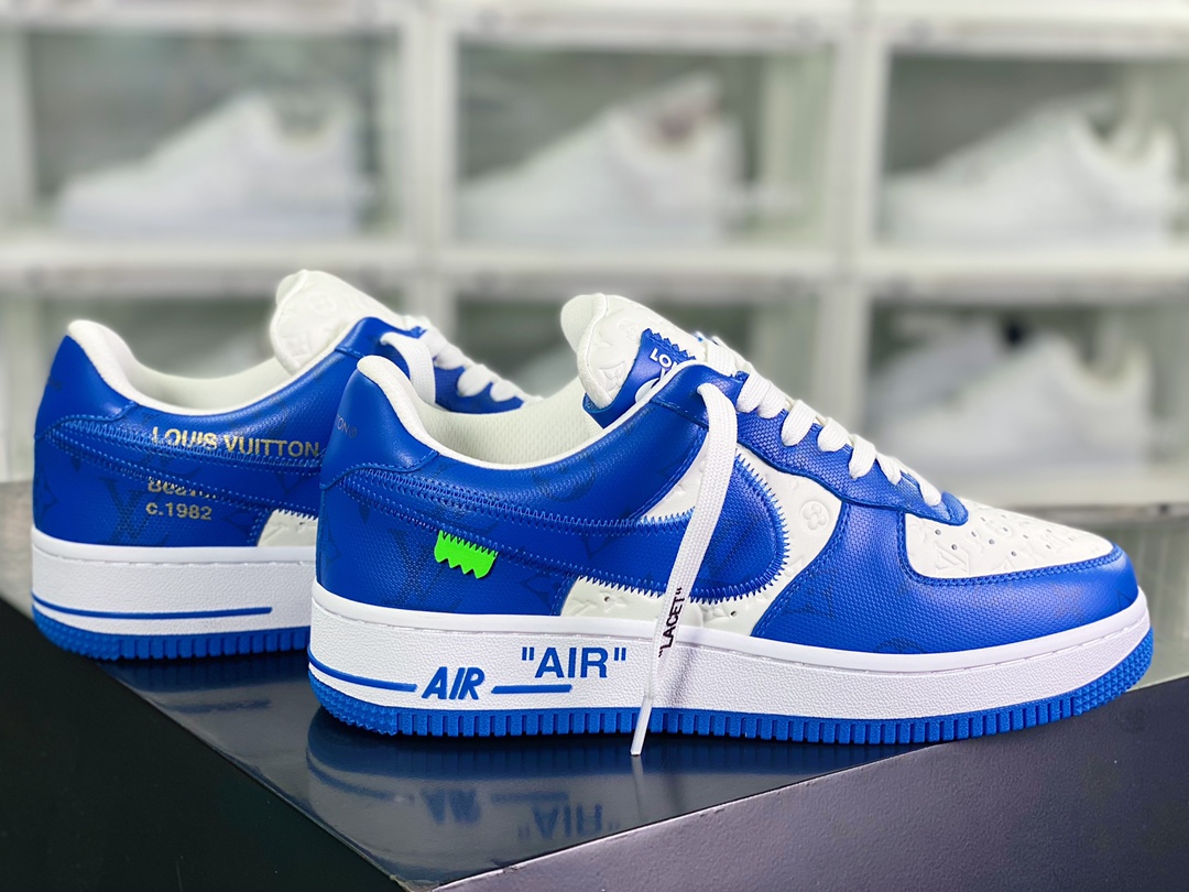 550 Louis Vuitton x Nike Air Force 1'07 LV8 Low”Royal Blue/White/LV Monogram”空军一号“皇家蓝白LV压纹老花”AEU3BM16M693-1A9VA0