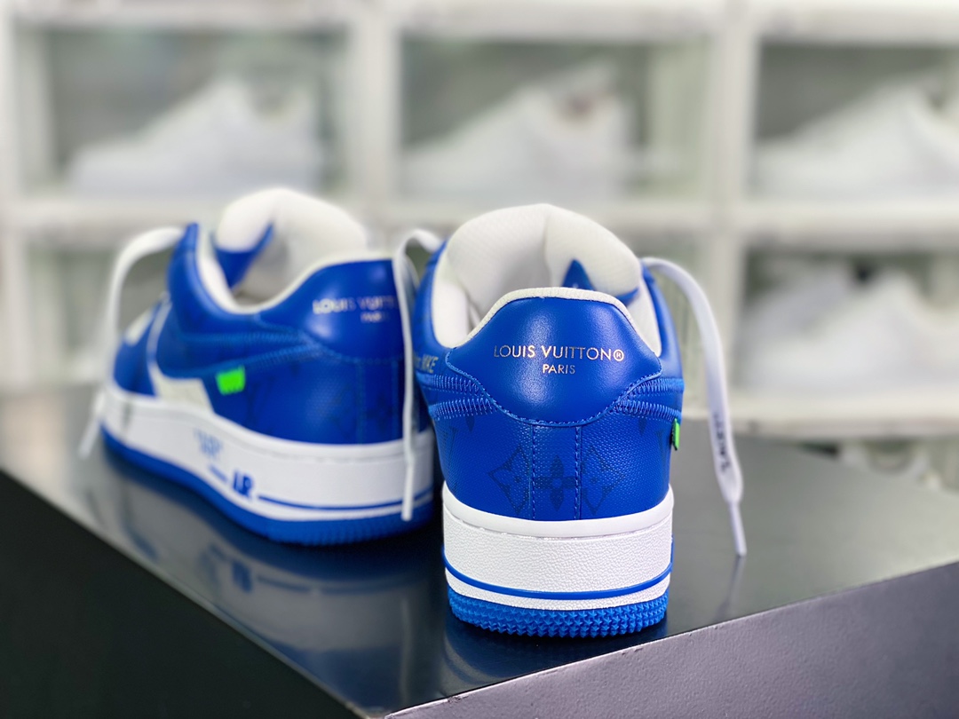 550 Louis Vuitton x Nike Air Force 1'07 LV8 Low”Royal Blue/White/LV Monogram”空军一号“皇家蓝白LV压纹老花”AEU3BM16M693-1A9VA0