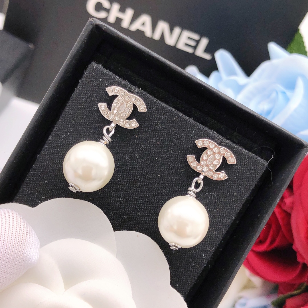 Chanel Haute Joaillerie Fine Jewelry Earrings Necklace Ring Ref.620E3602 4