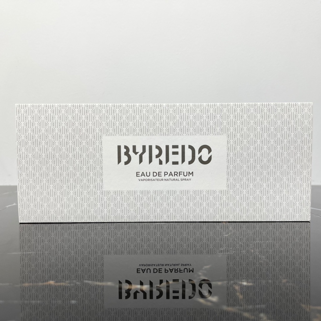 Byredo perfume tamaño mediano 30ml set de 4. 4*30ml con atomizador. Incluye: Alma del desierto, Rosa de nadie, Romance …
