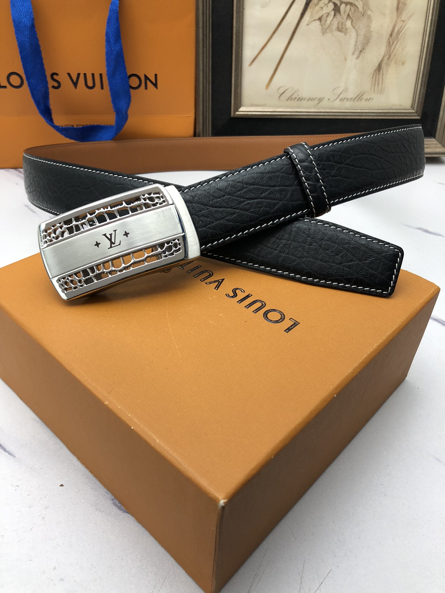 [LV Belts]