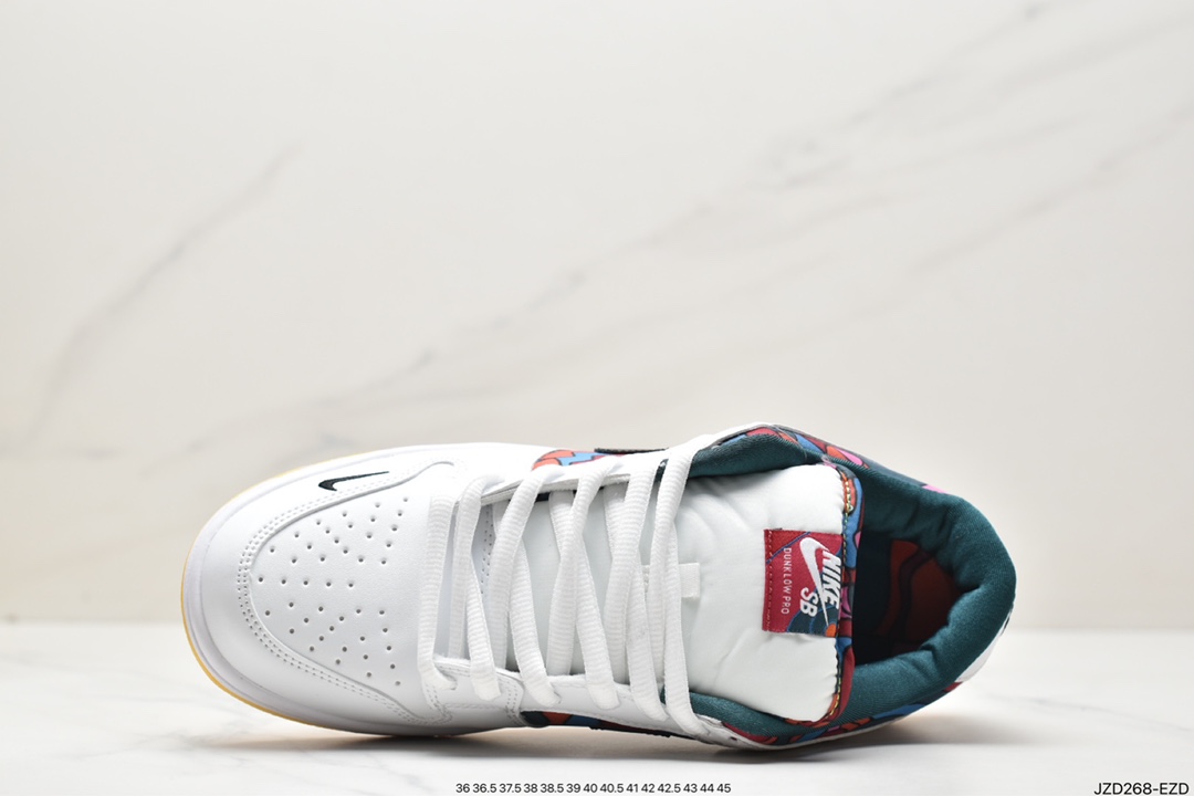 140 耐克Nike WMNS SB Dunk Low GS”Ivory Hyper Royal”扣篮板鞋 DH7695-103