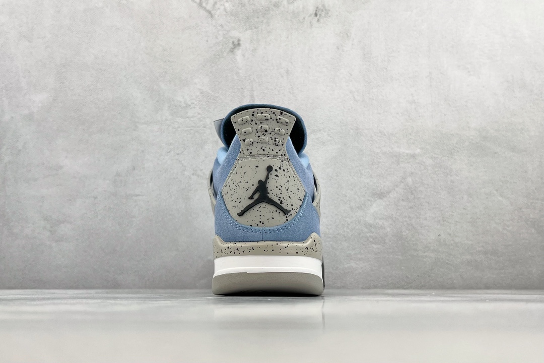 Air Jordan 4 Retro “University Blue” University Blue CT8527-400