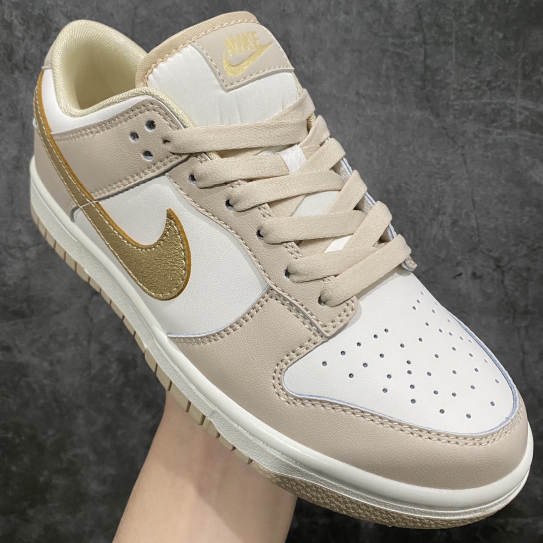 图片[3]-Z版NK SB Dunk Low米白金 DX5930-001大厂出品 极力推荐 原装头层材料 独家版型蒸餾加工帶來的是更好的视觉和脚感体验大厂纯原品质出货 清洁度 电绣工艺 皮料切割干净无任何毛边 细节完美  尺码：36 36.5 37.5 38 38.5 39 40 40.5 41 42 42.5 43 44 45 46 47.5-莆田鞋批发中心