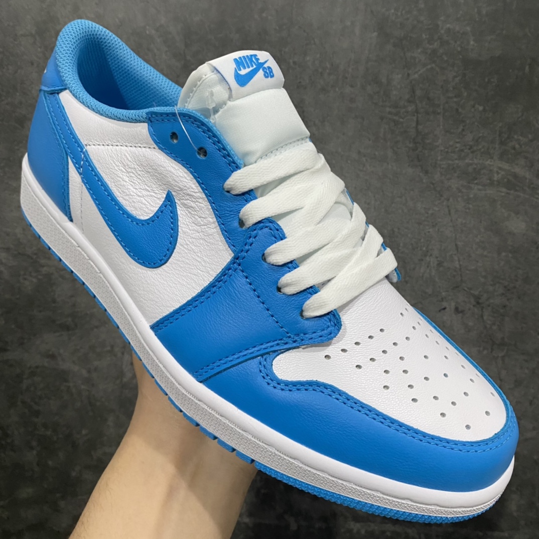 图片[3]-莞产绿X版 Air Jordan 1 x  Dunk SB AJ1 联名UNC北卡蓝 全新开发 原鞋比对匹配率98%原楦原纸板开发 极致一眼正品既视感 原厂手抓纹皮料 / 皮料二次做旧加工 飞翼3D高频深度立体 全方位比对原鞋 鞋盒、防尘纸  均采购来自原厂货号：CJ7891 401  尺码：40 40.5 41 42 42.5 43 44 44.5 45 46 47.5 48.5-莆田鞋批发中心