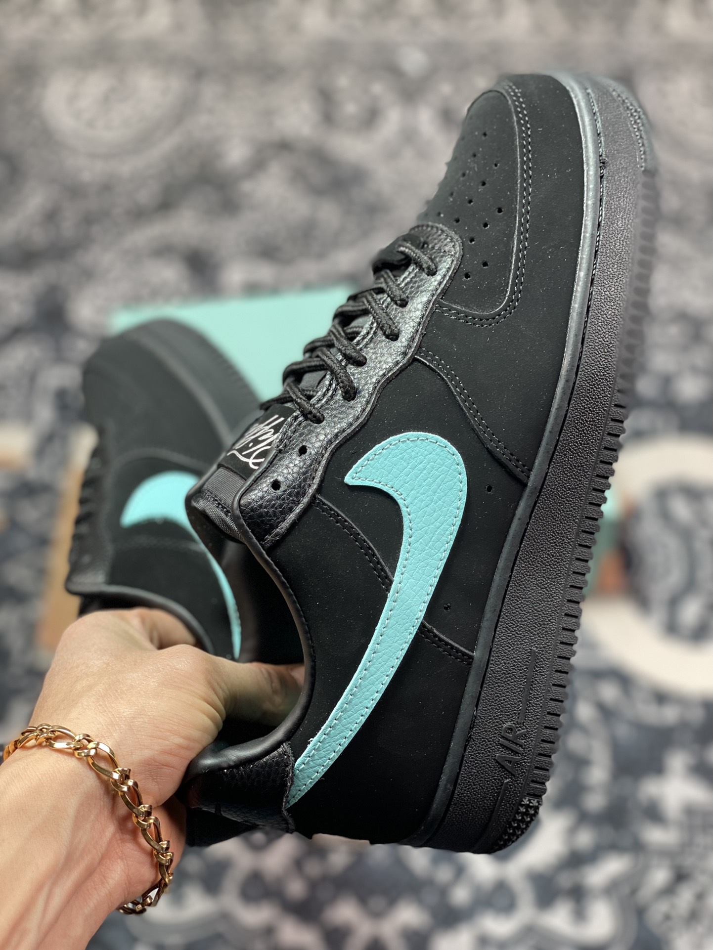 180 Tiffany & CO. x Air Force 1 Low ”1837”蒂芙尼联名黑蓝钩 DZ1382-001