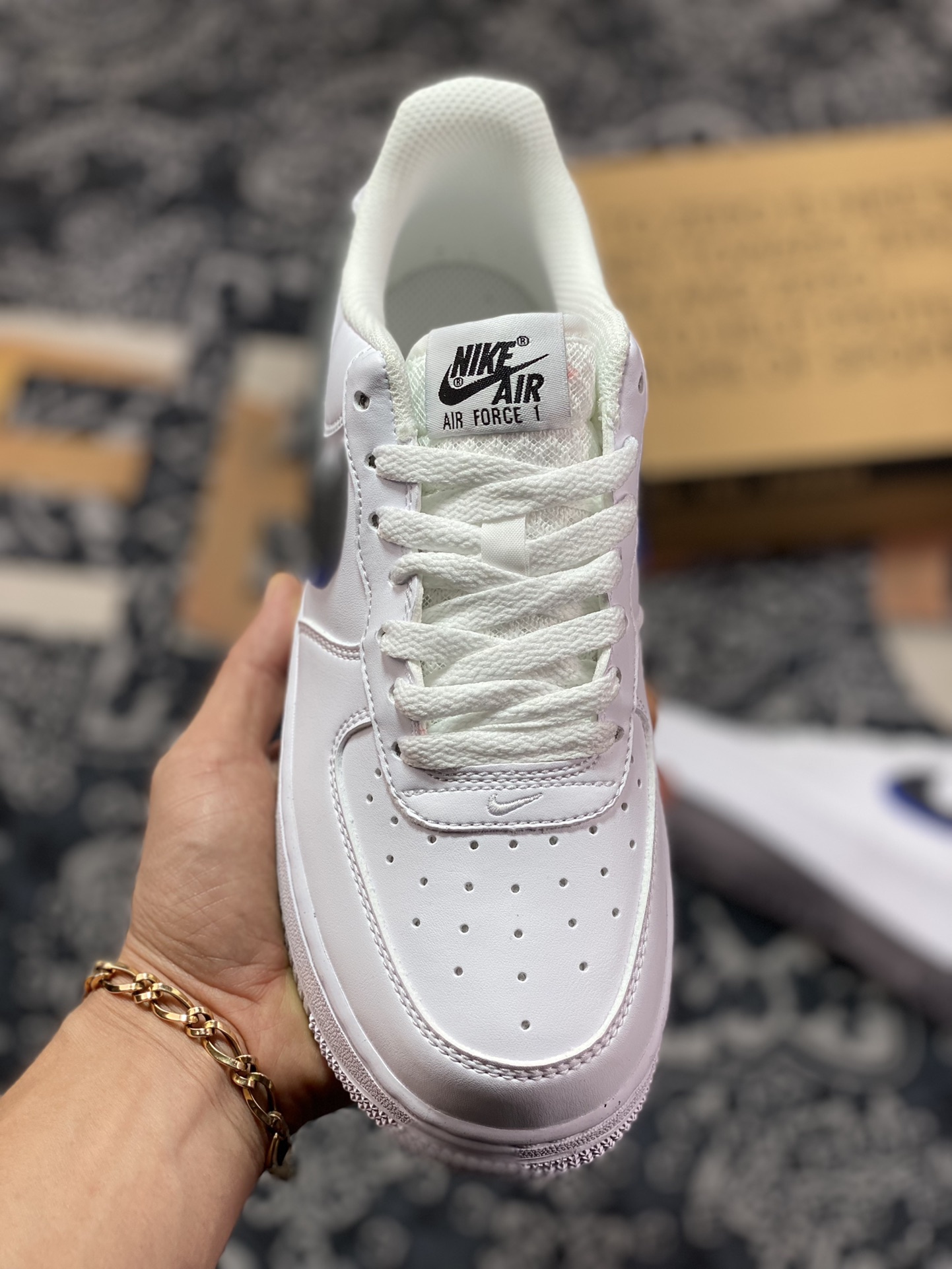 200  Nike Air Force 1 Low Impact Next Nature”Double Swoosh White Black Blue”空军一号“皮革白深灰皇家蓝双钩”FD0688-100