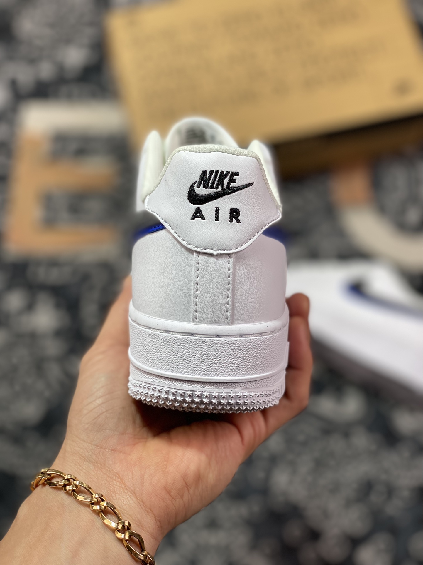 200  Nike Air Force 1 Low Impact Next Nature”Double Swoosh White Black Blue”空军一号“皮革白深灰皇家蓝双钩”FD0688-100