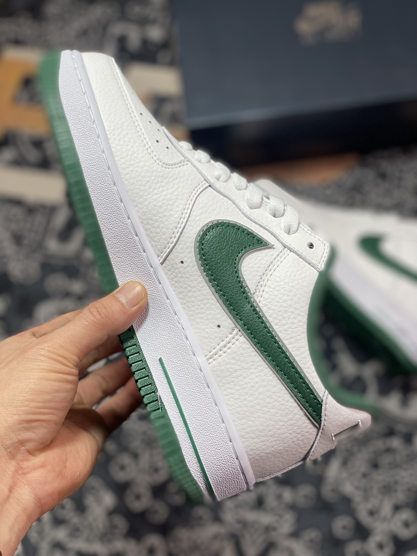 220  Nike Air Force 1 Low Premium PE”Four Horsemen”空军一号板鞋“皮革白深绿四骑士”FB9128-100