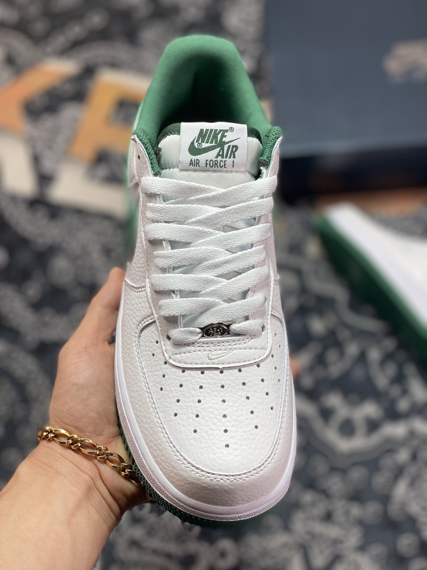 220  Nike Air Force 1 Low Premium PE”Four Horsemen”空军一号板鞋“皮革白深绿四骑士”FB9128-100
