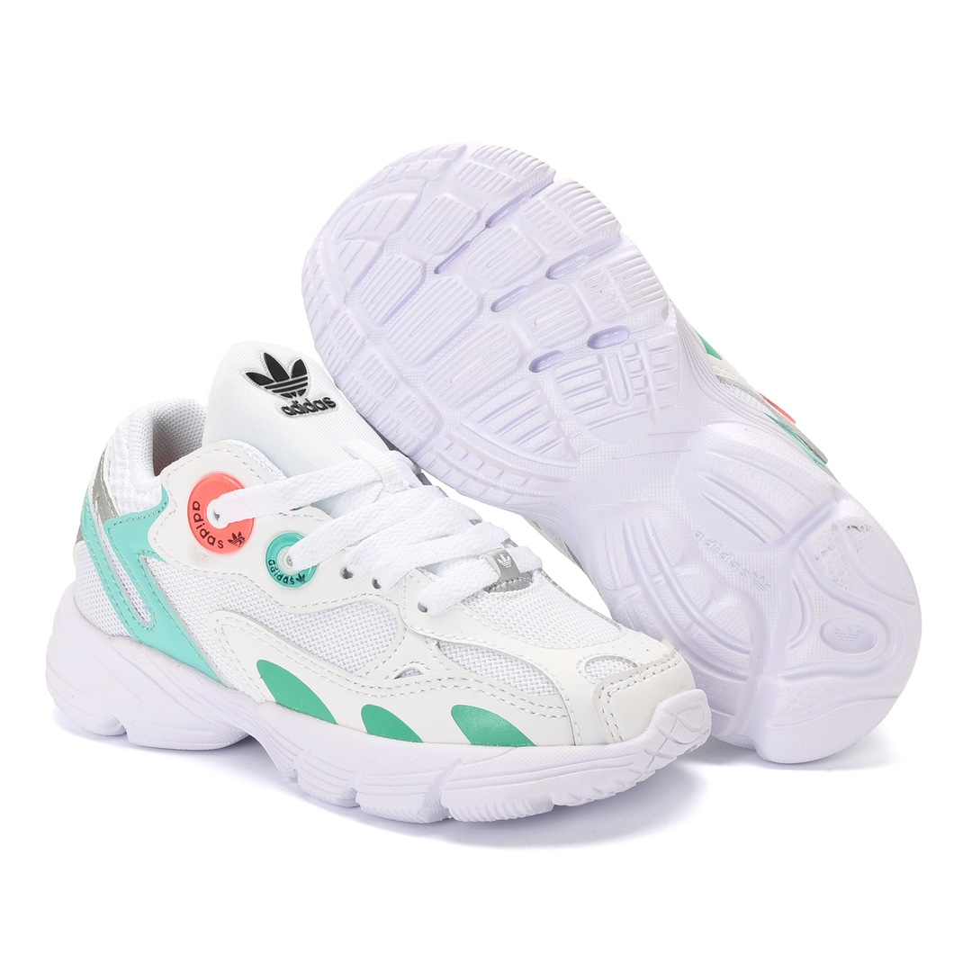 图片[8]-福利特Adidas 三叶草2023儿童运动鞋经典实拍👏三叶草经典儿童跑鞋 尺码：26-37-选品中心