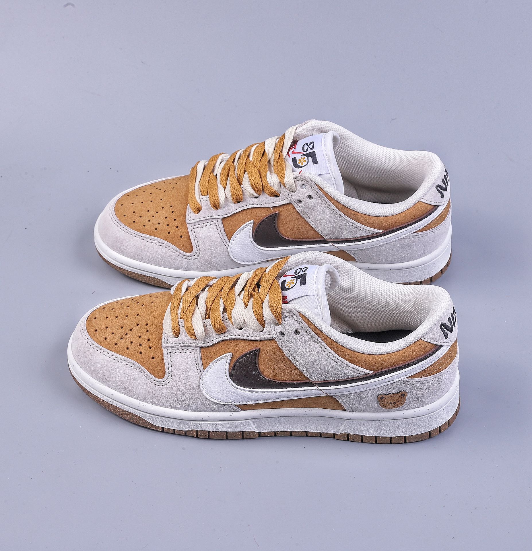 220 Nike SB Dunk Low SE”85 Double Swoosh/Grey/Pink/Bear” 兔年限定 双钩小熊 DO9457-100