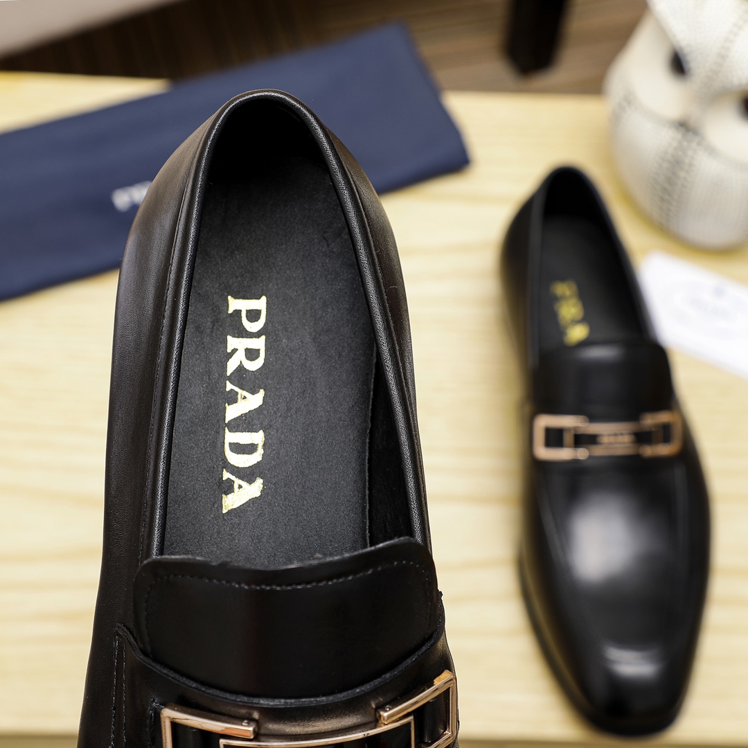 Prada Men's Leather Loafers with Anti-Slip Rubber Sole - Black and Brown 8 i1679284058 5779 6