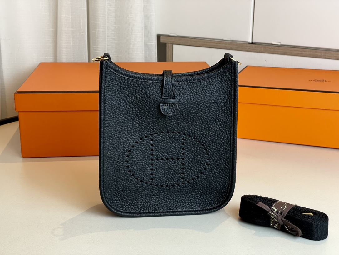 Best Quality Designer
 Hermes Evelyne Crossbody & Shoulder Bags Black Gold Hardware Mini