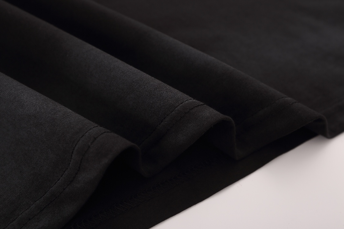 “DREW HOUSE Classic Letter-Printed Shampoo Short Sleeves in Black Cotton Fabric” - 图片 8