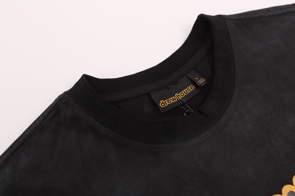“DREW HOUSE Classic Letter-Printed Shampoo Short Sleeves in Black Cotton Fabric” - 图片 6
