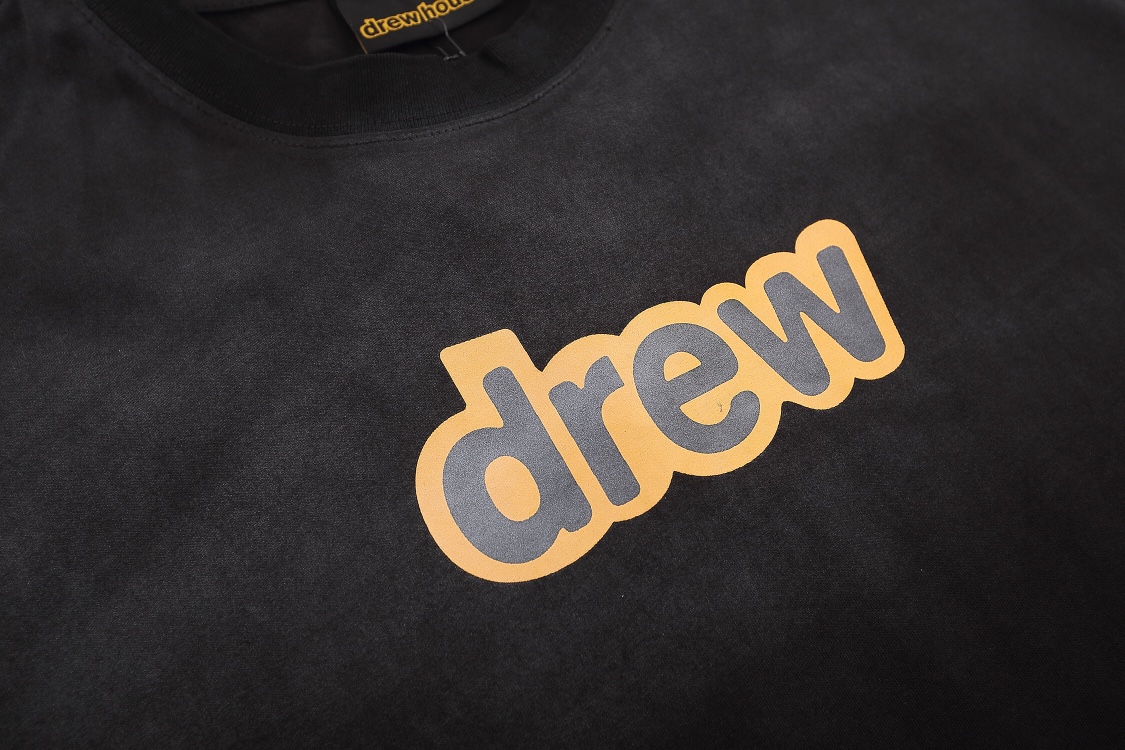 “DREW HOUSE Classic Letter-Printed Shampoo Short Sleeves in Black Cotton Fabric” - 图片 3