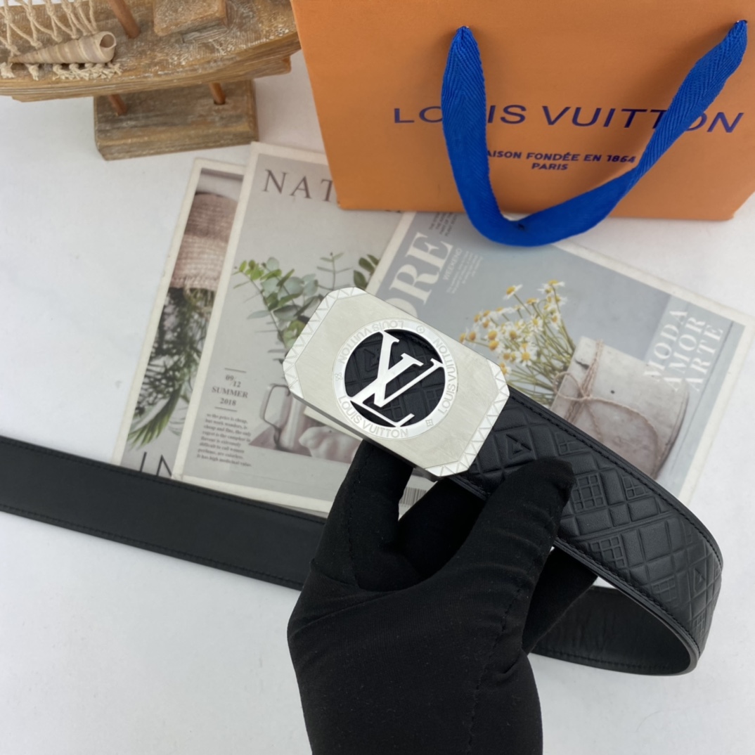 LV男士花皮腰带38mm双面进口皮可