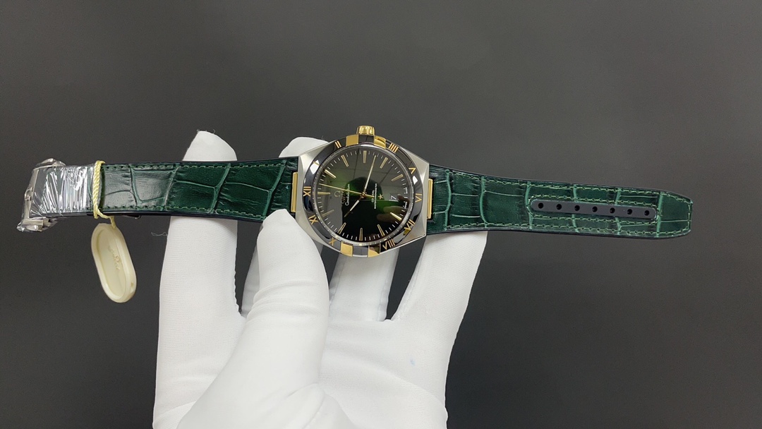 Omega 欧米茄 星辉永恒 第五代星座 41mm 8900机