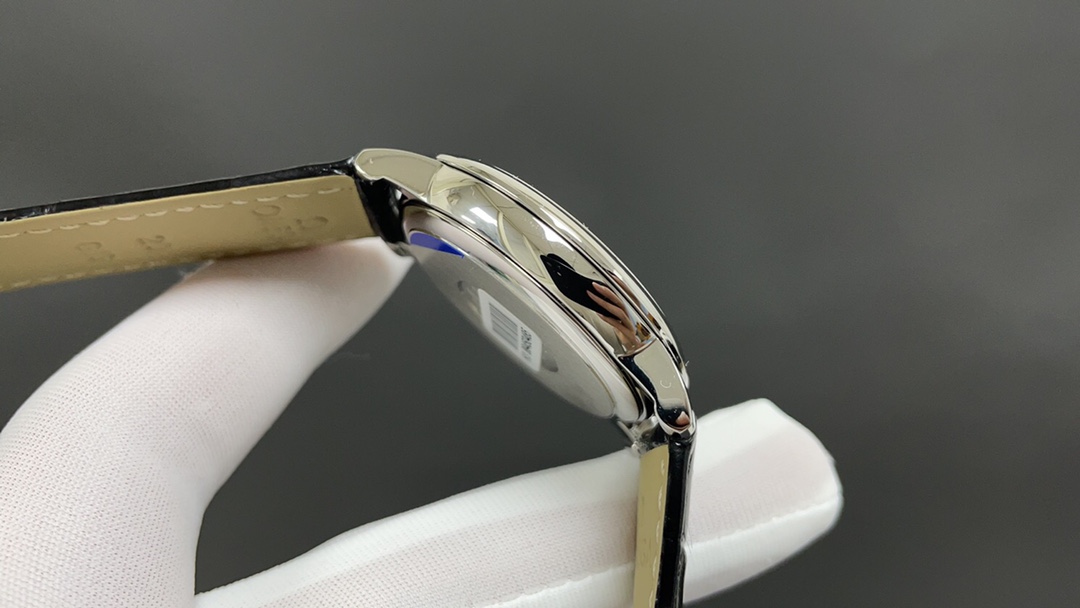 Omega 欧米茄 蝶飞 39.5mm 9015机
