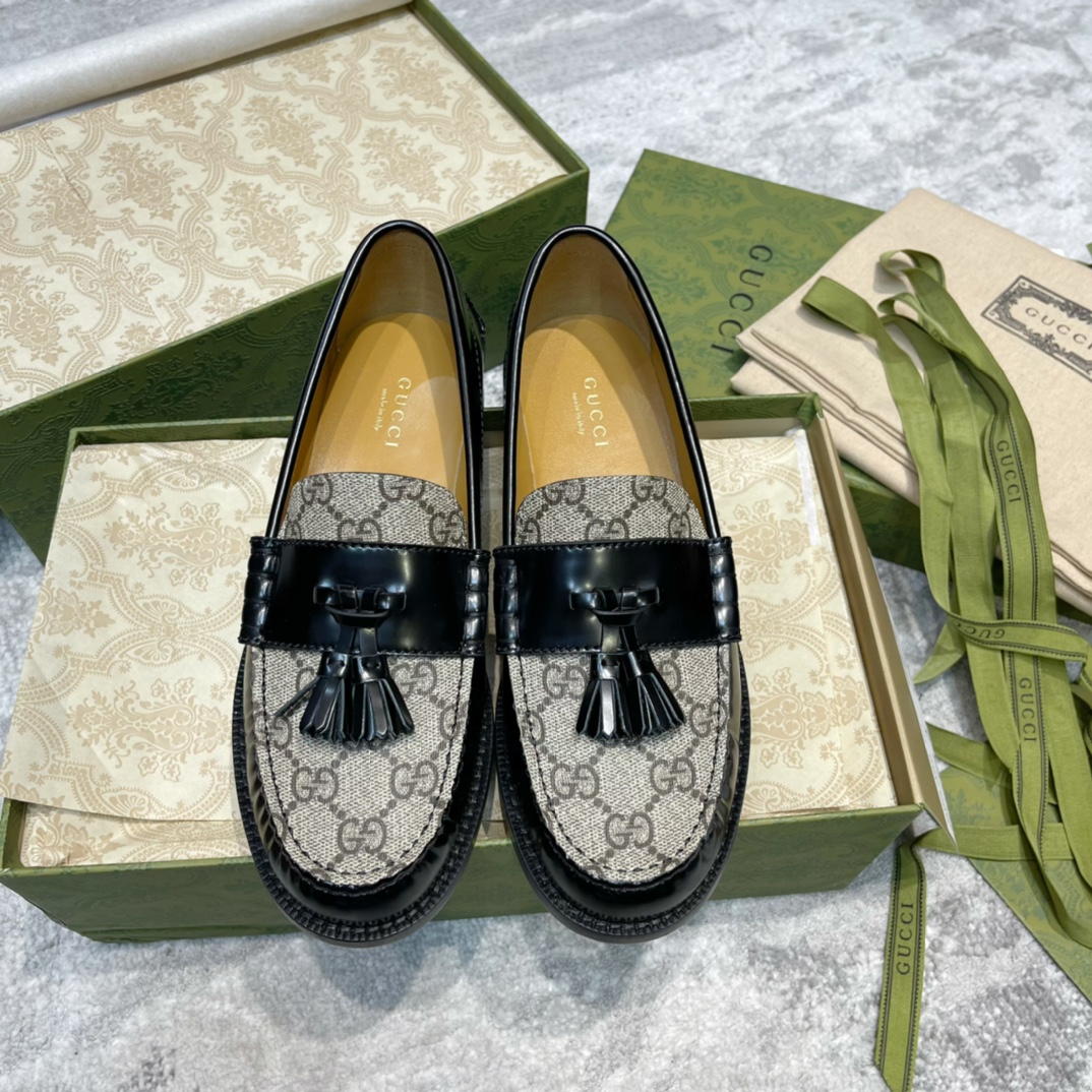 GUCCI 乐福鞋 流苏 GG帆布 牛皮