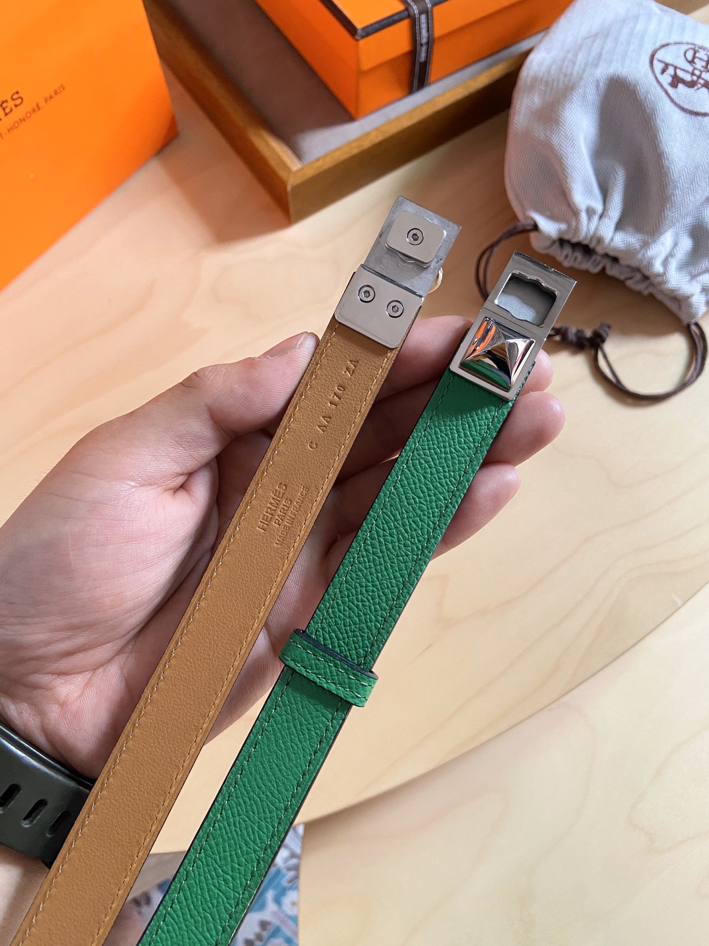 Hermès 凯利女款皮带，EPSOM进口小牛皮，新款菱形金字塔扣，长度可调节，一带通用码 夏日精品 宽度 1.8cm