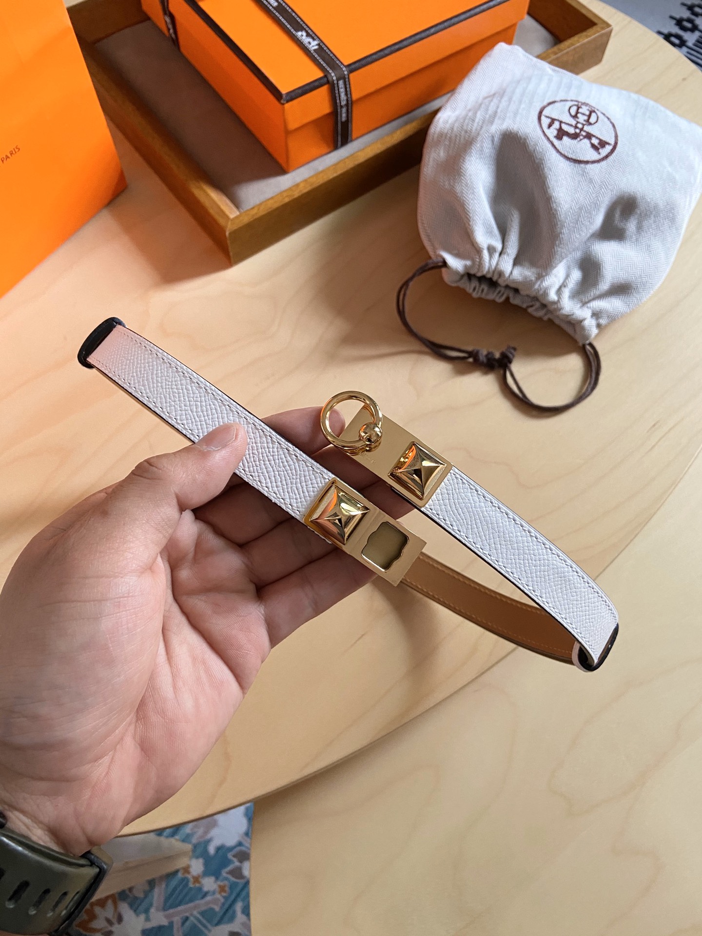 Hermès 凯利女款皮带，EPSOM进口小牛皮，新款菱形金字塔扣，长度可调节，一带通用码 夏日精品 宽度 1.8cm