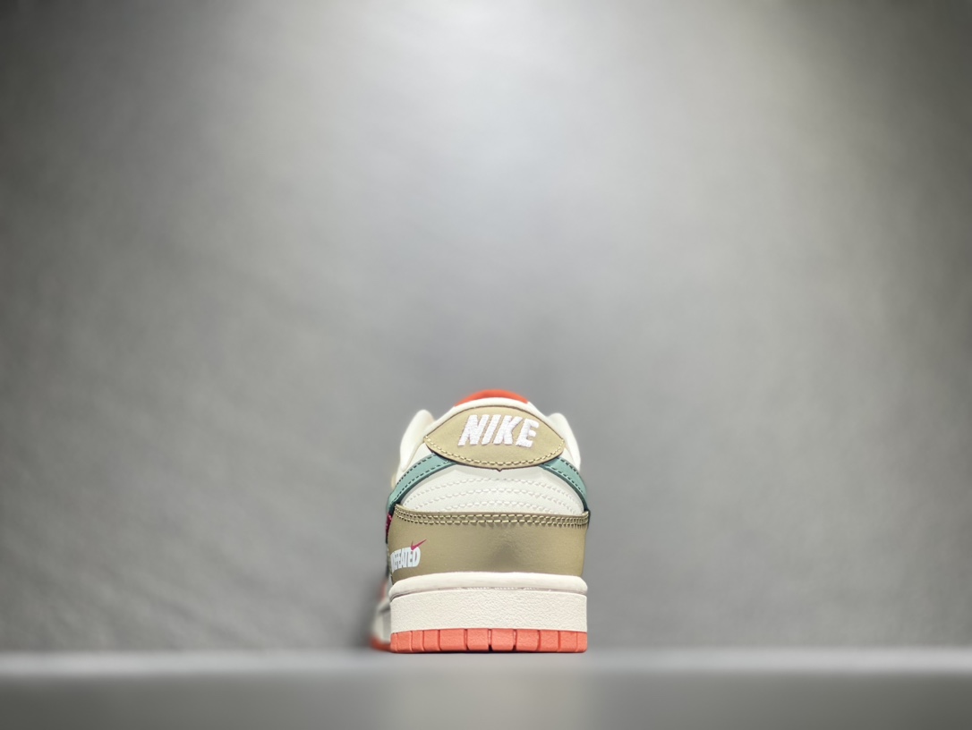 NIKE dunk SB Low low-top sneakers FC1688-500