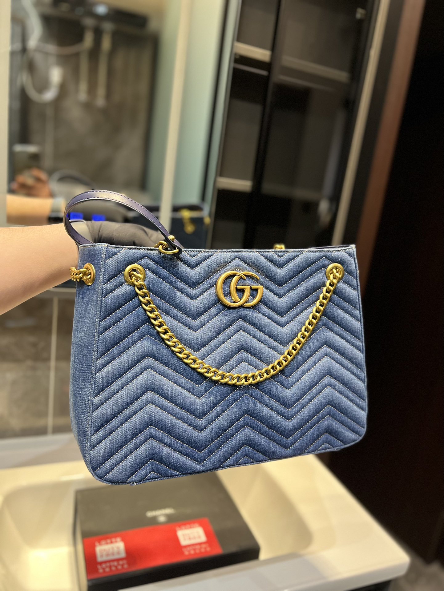 Gucci Marmont Torby Tote Złoty sprzęt Łańcuchy