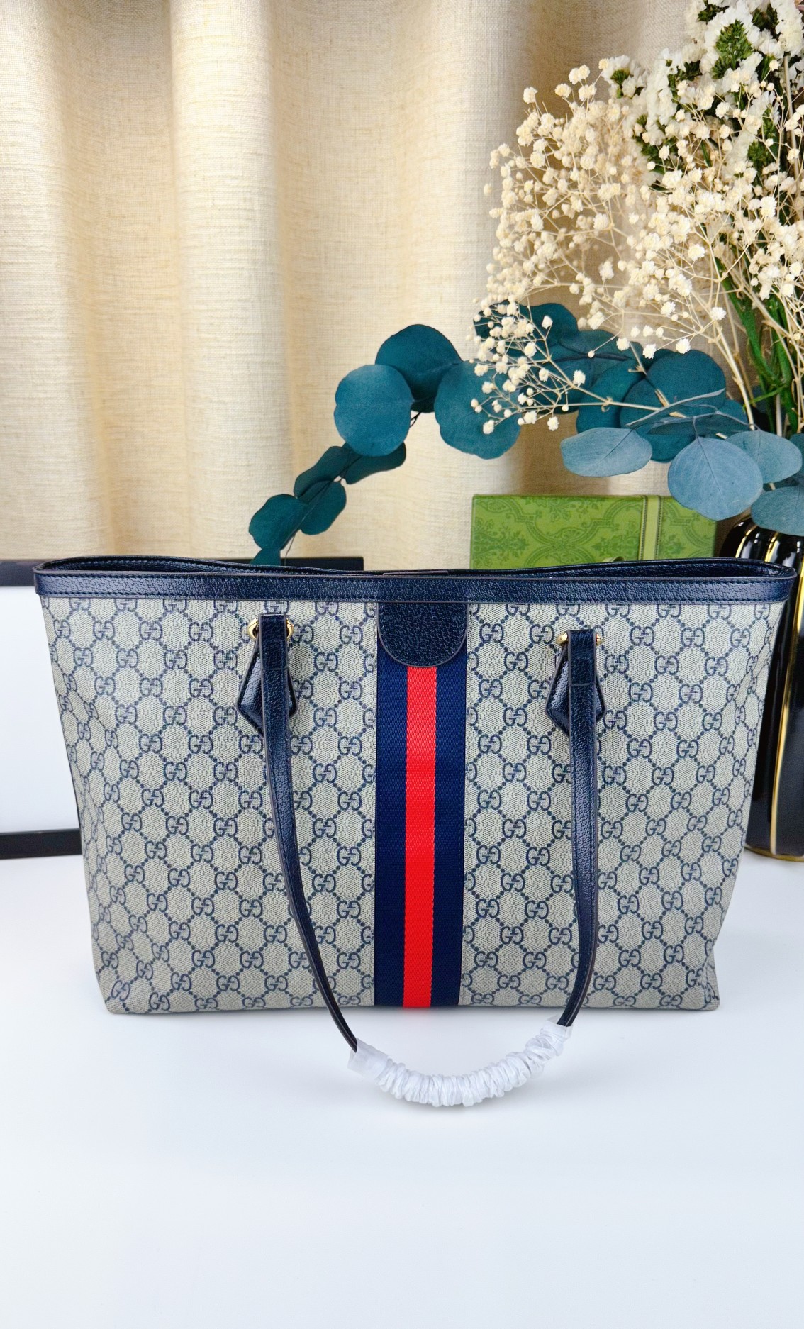 💰400 G家最新购物袋🛍️ GG图案和条纹织带，且