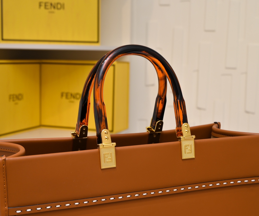 460 蛇纹 FENDI TOTE 托特包“阳光手提袋” 简单字母LOGO设计