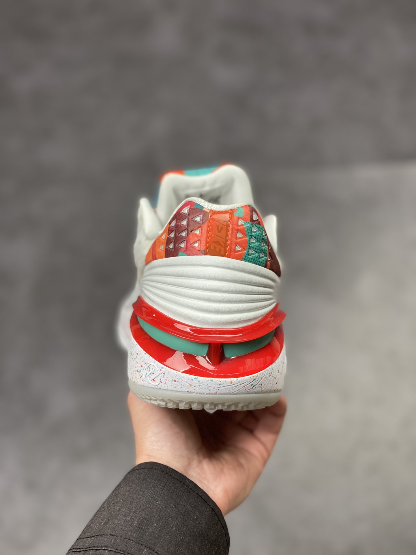 Nike Air Zoom G.T.Cut 2 EP 耐克GT2.0实战系列篮球鞋 FD4321-101