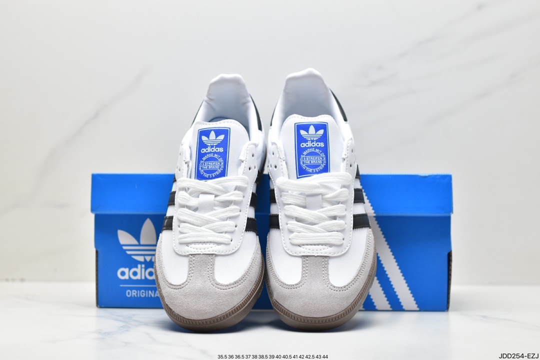 Adidas classic Samba OG FW2427 for nearly 70 years