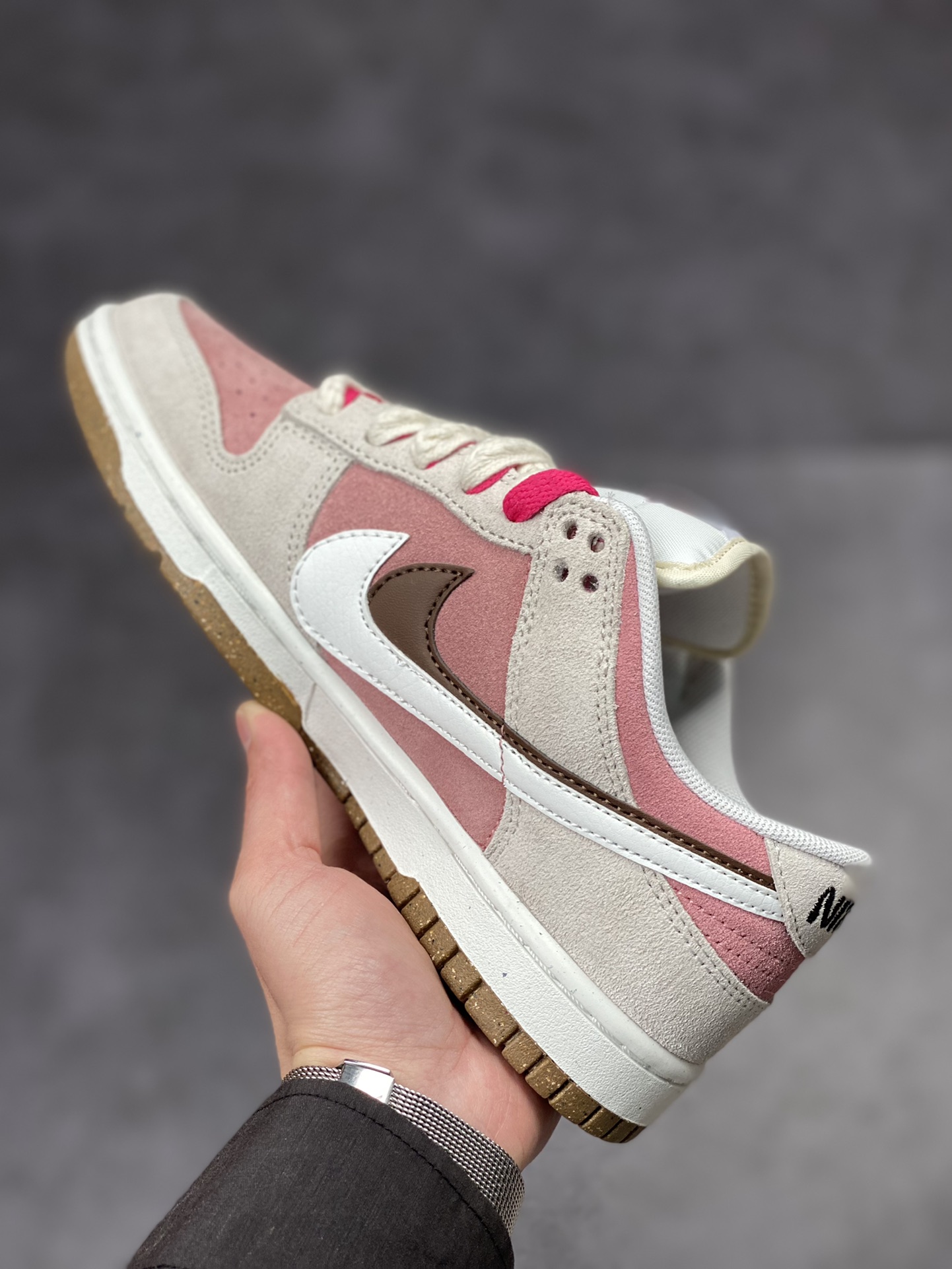 Nike SB Dunk Low 豆沙 樱桃 DO9457-121