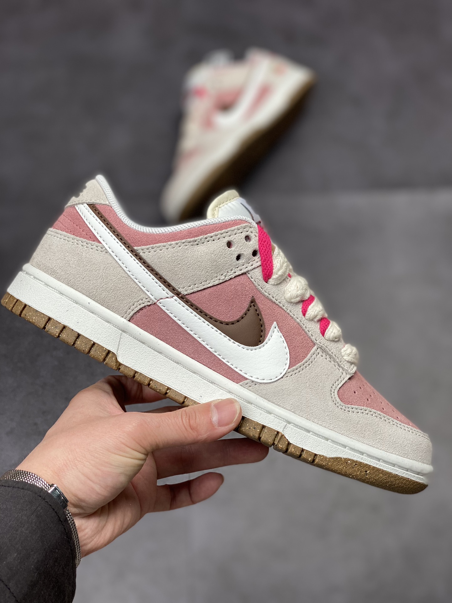 Nike SB Dunk Low 豆沙 樱桃 DO9457-121