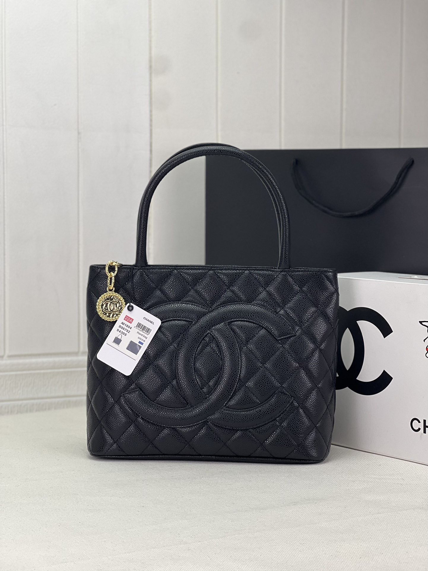 Chanel Clutches & Pouch Bags Cowhide Vintage