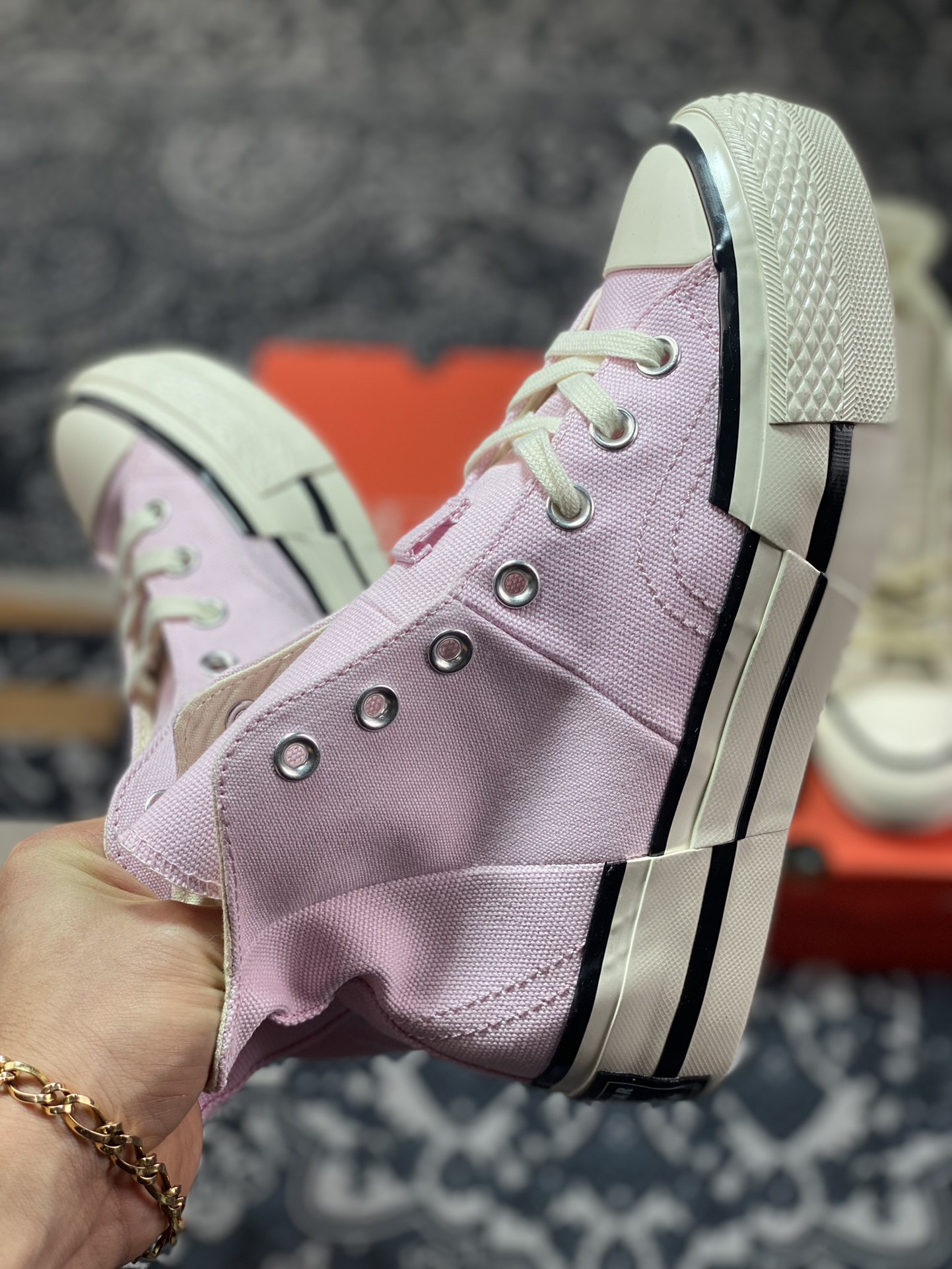 Converse Chuck 70plus pink A04366C