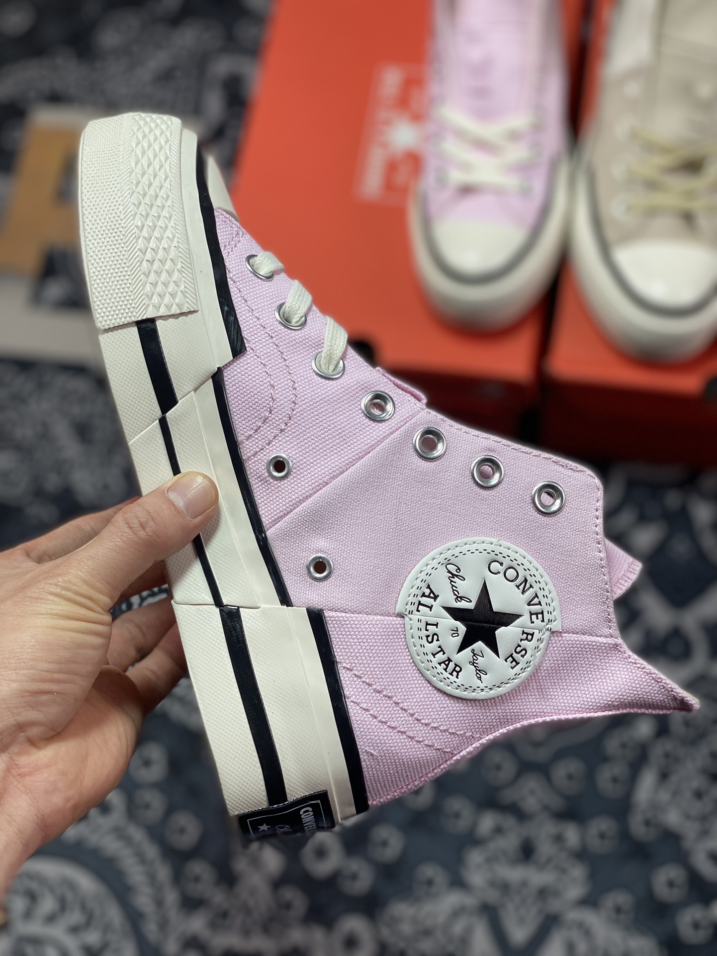 Converse Chuck 70plus pink A04366C