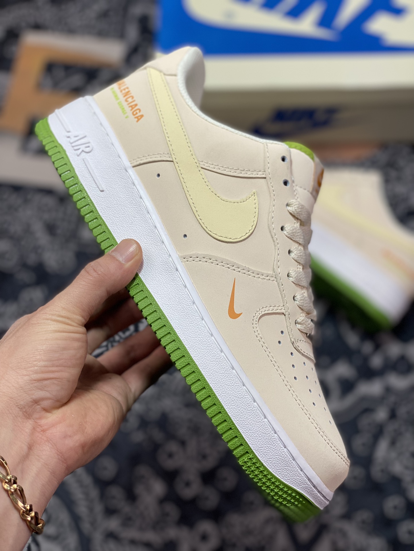 220  BALENCIAGA x Nike Air Force 1’07 Low”Custard/Avocado”315122-008
