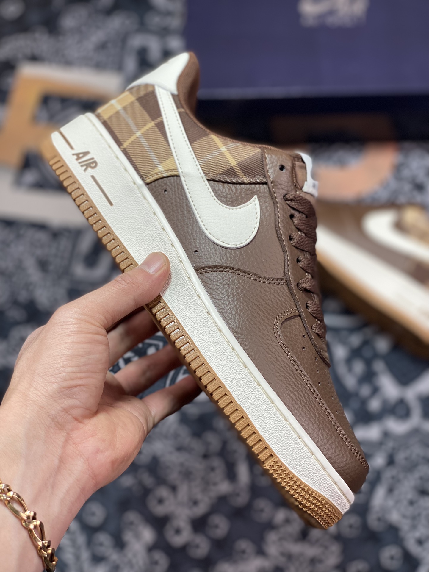 200 Nike Wmns Air Force 1′07 Low”Brown/Plaid/Gum”空军一号“皮革深棕白苏格兰格子”DV0791-200