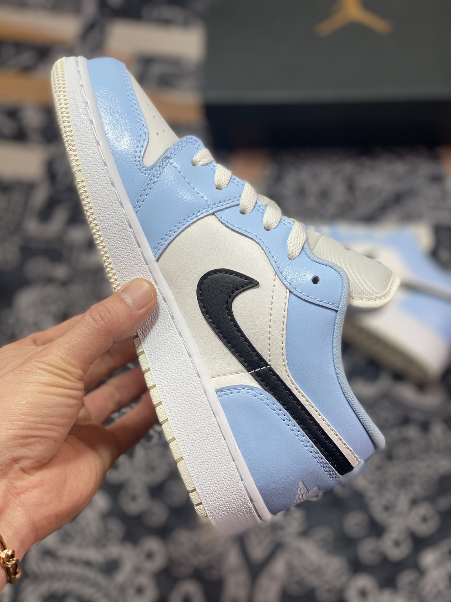 240 Air Jordan 1 Low AJ1乔1低帮文化篮球鞋 天蓝色554723-401