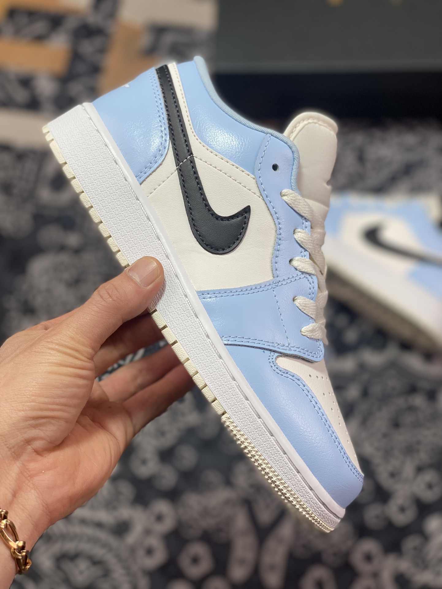 240 Air Jordan 1 Low AJ1乔1低帮文化篮球鞋 天蓝色554723-401