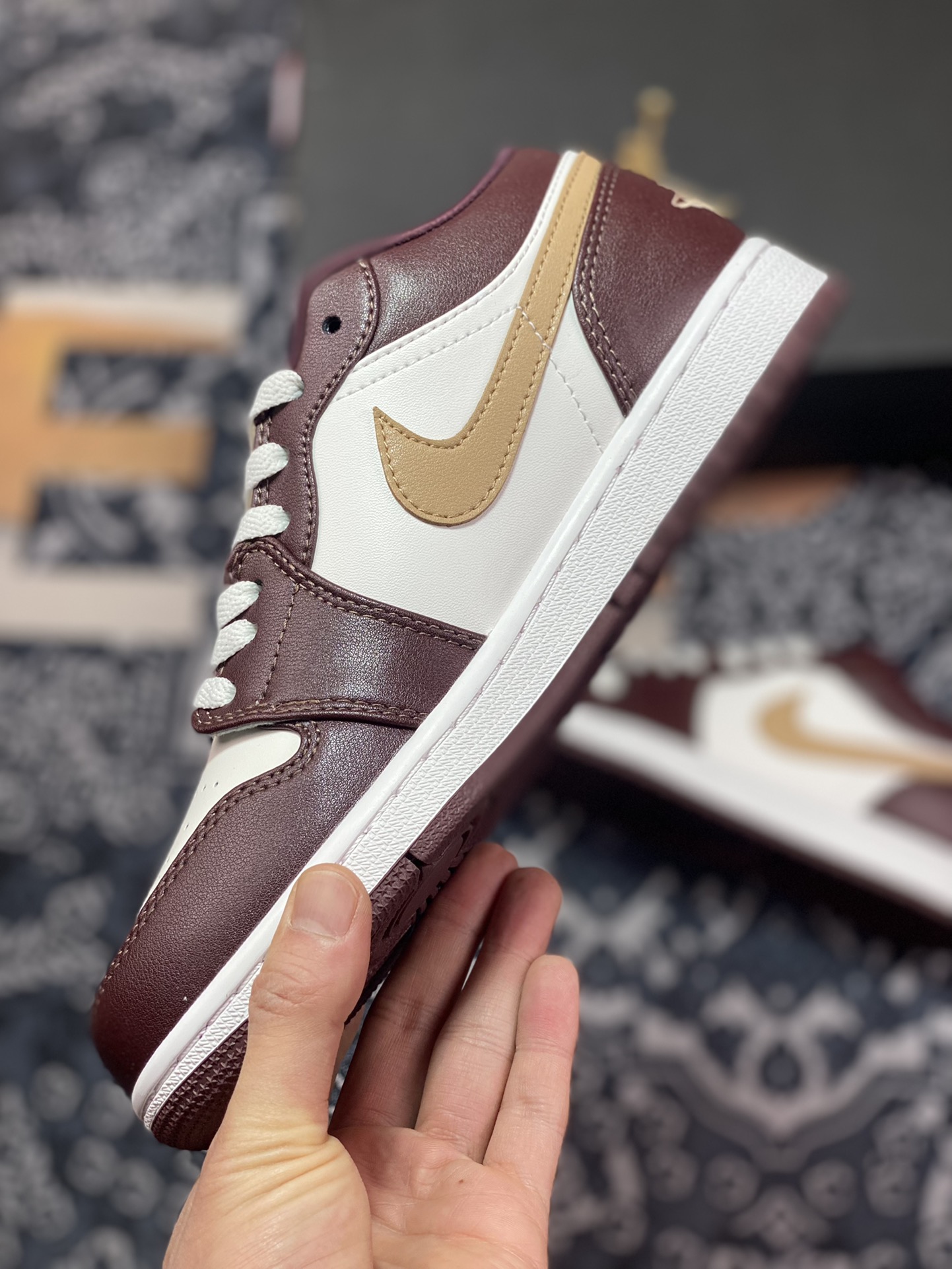 200 Air Jordan 1 Low 摩卡棕 DC0774-200
