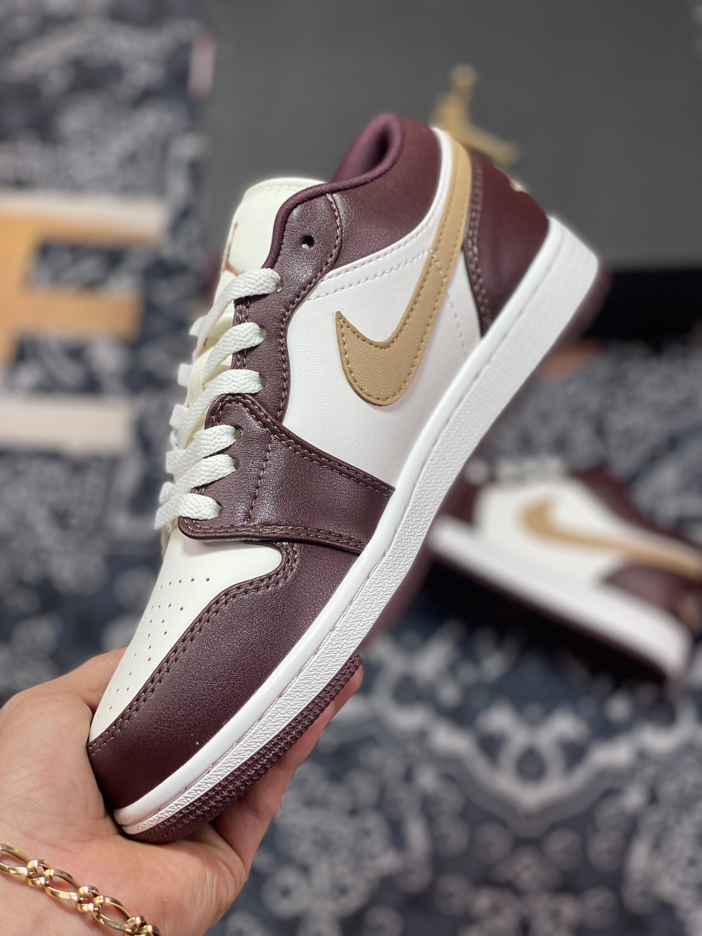 200 Air Jordan 1 Low 摩卡棕 DC0774-200
