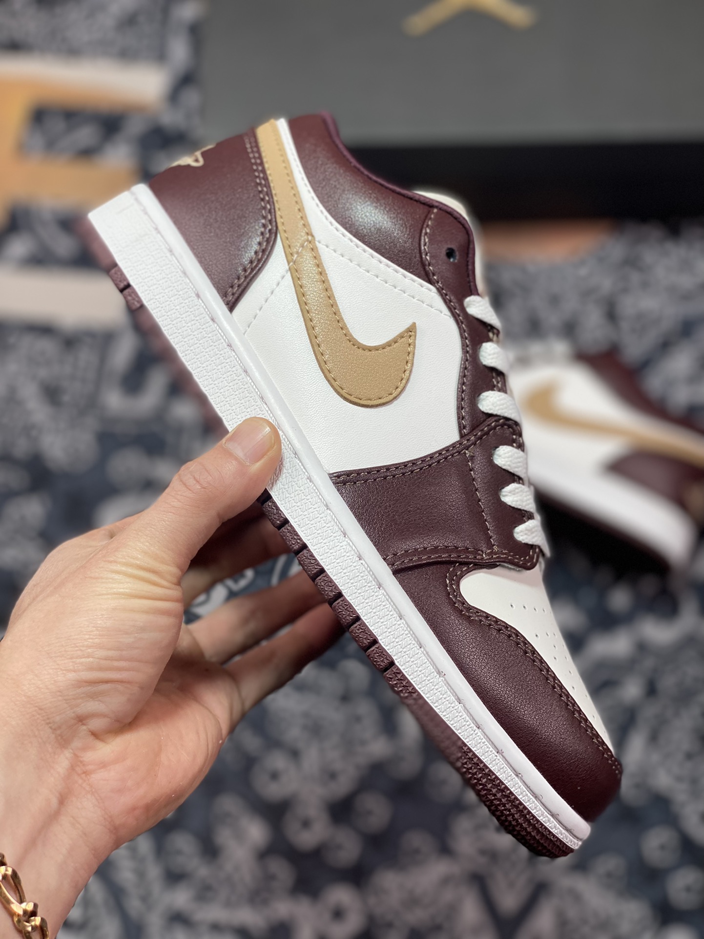 200 Air Jordan 1 Low 摩卡棕 DC0774-200