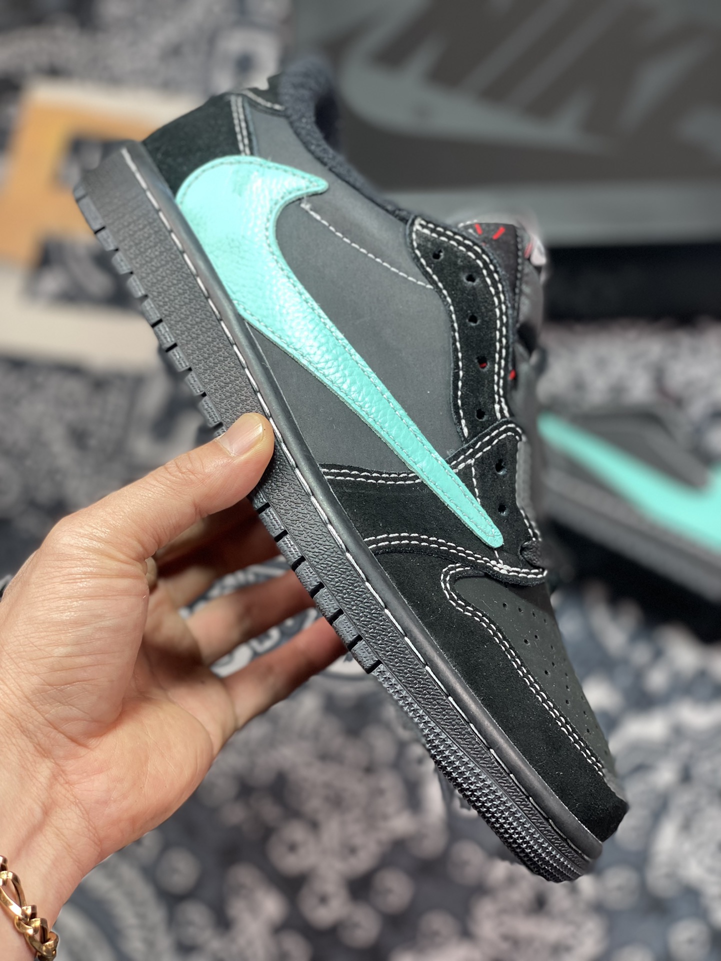 240 Travis Scott x Tiffany & Co. x Nike Air Jordan 1 Low OG SP”Tiffany Blue” DM7866-311