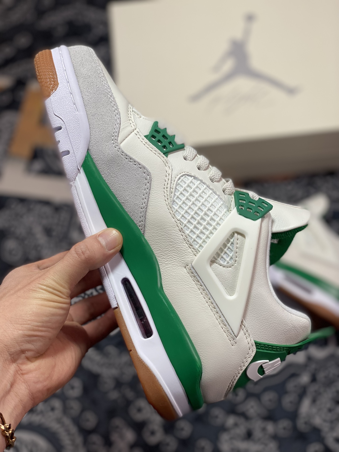 350 Nike SB x Air Jordan 4 Retro SP”Pine Green”迈克尔·乔丹AJ4代中帮“联名白绿松石绿”DR5415-103