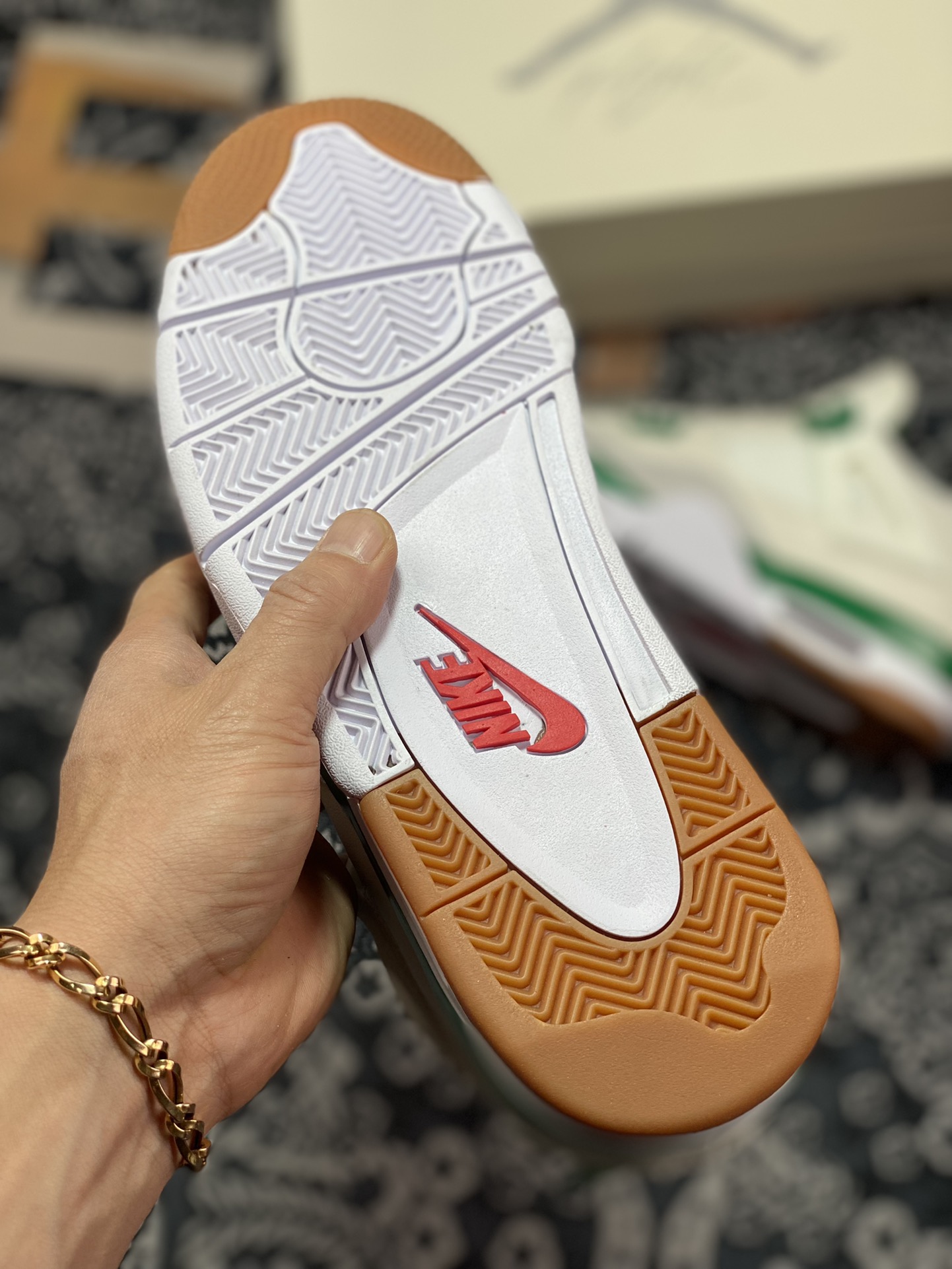 350 Nike SB x Air Jordan 4 Retro SP”Pine Green”迈克尔·乔丹AJ4代中帮“联名白绿松石绿”DR5415-103